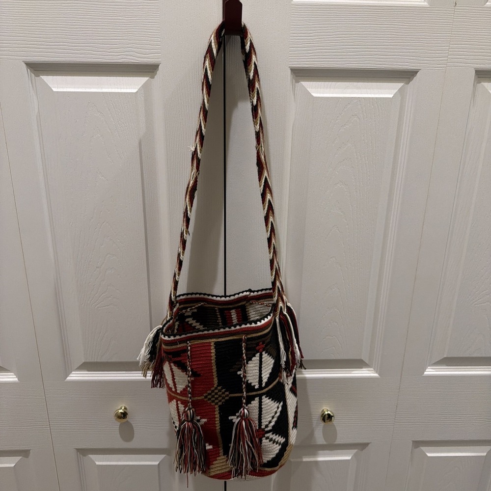 Wayuu Mochila Woven Bag Red Black Artisan Columbia Venezuela Vibrant Tribally